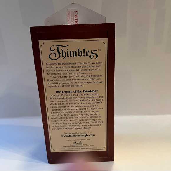 Annalee Mobilitee Doll Christmas Thimbles Elfin "Laurel" Wreath Maker Wood Box - Picture 13 of 15